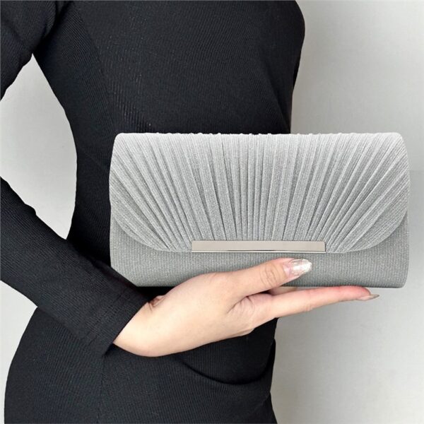 Women's Hardware Edge Party Pattern Fine Pink Clutch - Image 3