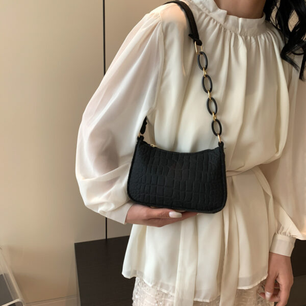 Chain Small Bag Trendy Lightweight Shoulder Bag Fashion - Image 4