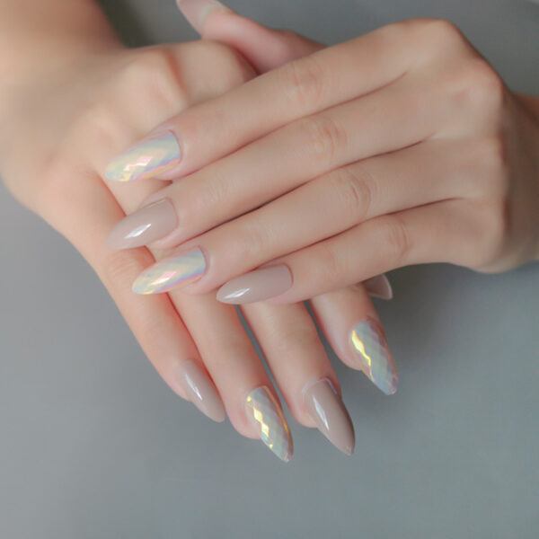 24 pieces of trendy wearable fake nail pieces - Image 3